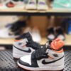 Air Jordan 1 Retro High 'Electro Orange'