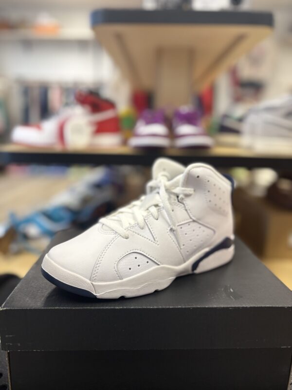 Jordan 6 Retro