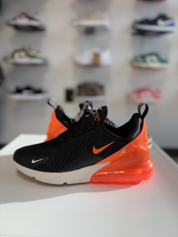Nike Air Max 270