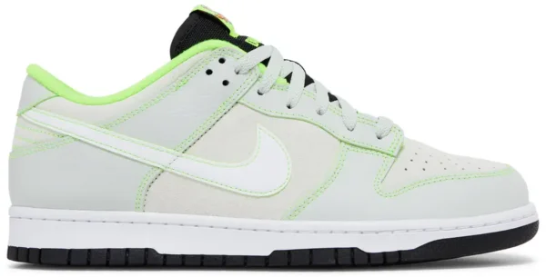 Nike Dunk Low UO P - Image 2