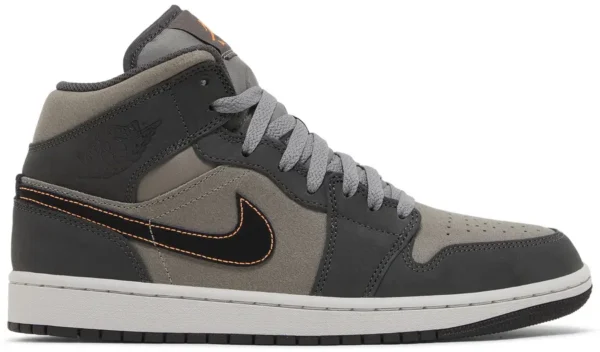 Jordan 1 Mid SE
