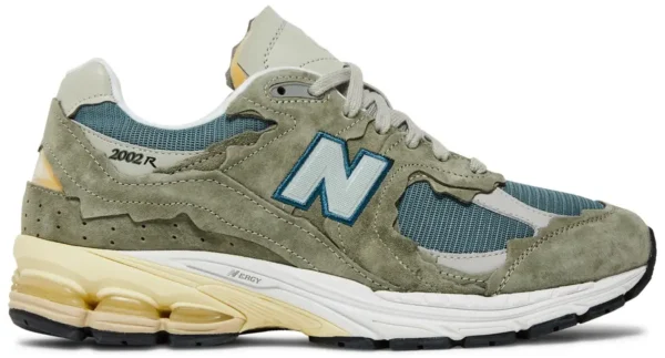 New Balance 2002R