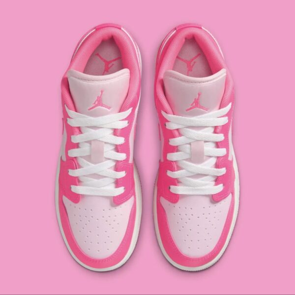 Air Jordan 1 Low GS - Image 2